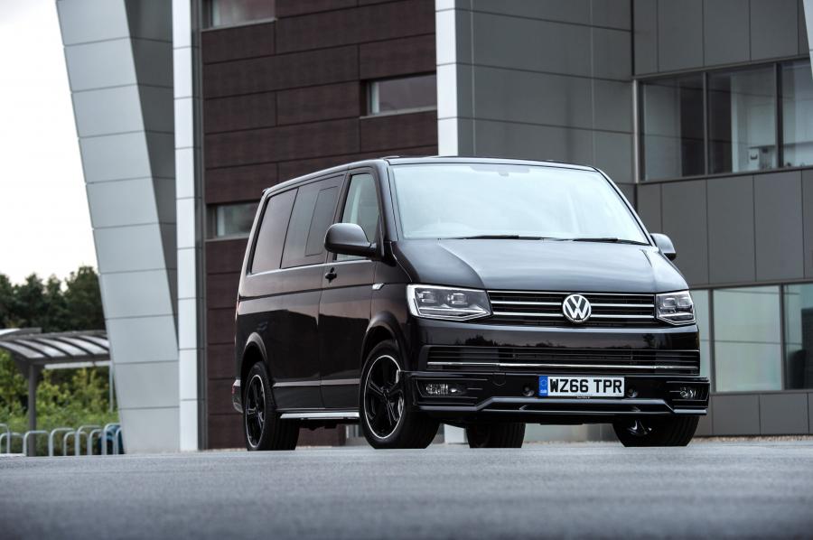  Volkswagen Transporter Sportline 2016 года  (UK) (фото 11 из 19)